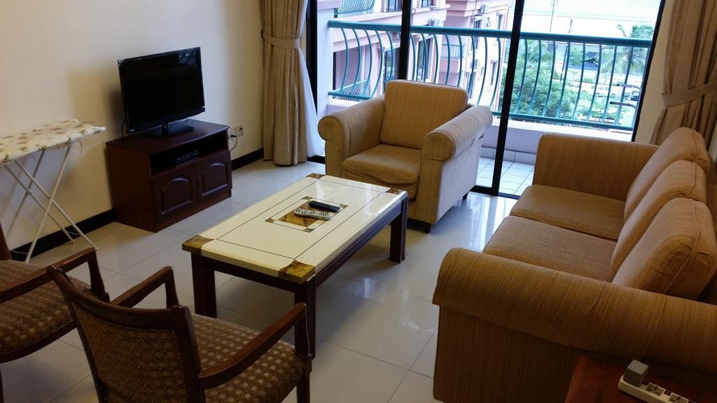 Marina Court Kota Kinabalu- Bigger Group Stay Together- 6 Bedroom Apartments 객실 사진