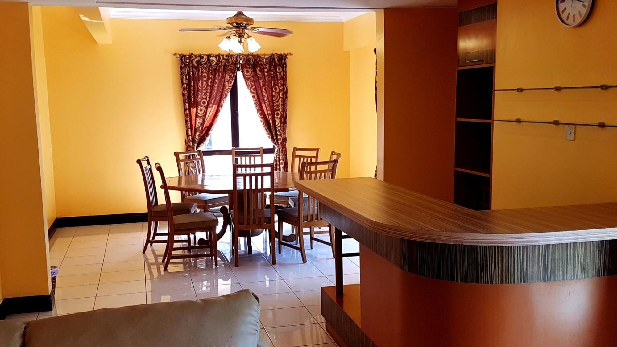 Marina Court Kota Kinabalu- Bigger Group Stay Together- 6 Bedroom Apartments 외부 사진